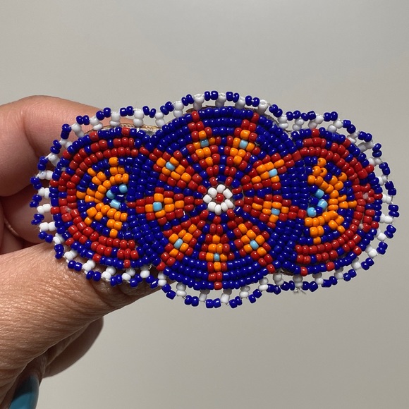 Accessories - Vintage Star Beaded Seed Barrette Handmade Hair Clip